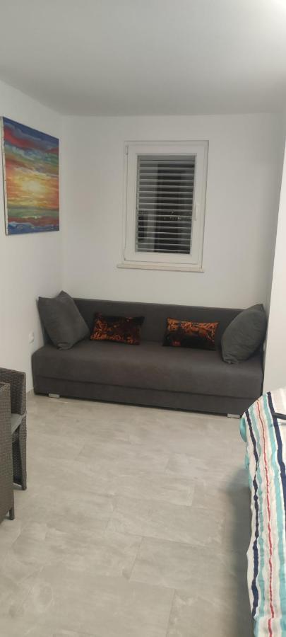 Studio Apartman Trogir Exterior foto